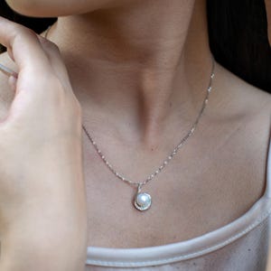 Single Pearl Ball Pendant Freshwater Pearl Pendant with 925 Sterling Silver, Necklaces for Women Girlfriend Drop Necklace Jewelry Gifts