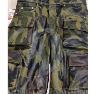 Men's Commando  Print Cargo Style Genuine Leather Short Pant.