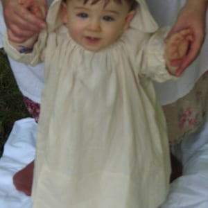 Infant Cotton Chemise & Cap- Colonial