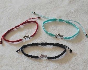 Pulsera de macramé ajustable con charm de motocicleta | Acero inoxidable | Regalo para moteros