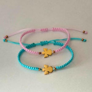 Pulsera Ángel de la Guarda de Macramé, Pulsera Personalizada con Hilo en 31 Colores, Amuleto de Protección, Regalo de Bautizo o Comunión. imagen 1