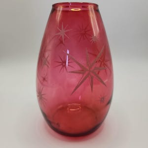 Vaso vintage in vetro color mirtillo di Bartlett Collins, decorazione MCM con stella atomica argentata, vaso in vetro rosa stile Mid-Century Modern da 7 pollici