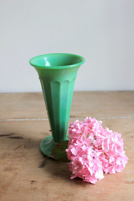 Items similar to Vintage Jadeite Fluted Green Depression Glass Vase on Etsy