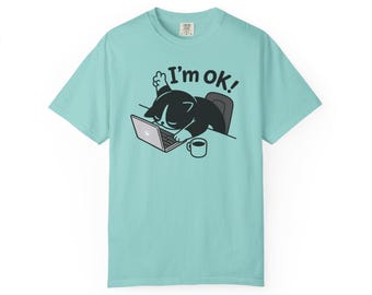 Camiseta divertida "Estoy bien con el gato" - Humor de portátil soñoliento - Mezcla de algodón unisex