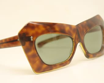 Unique vintage Tortoise mask cat eye sunglasses New Old Stock