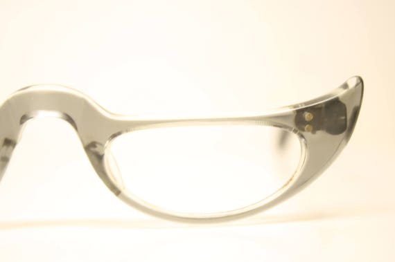 LOUIS VUITTON Sunglasses LV edge Cat eye Dark tortoise Z1474E Eyewear  90189072
