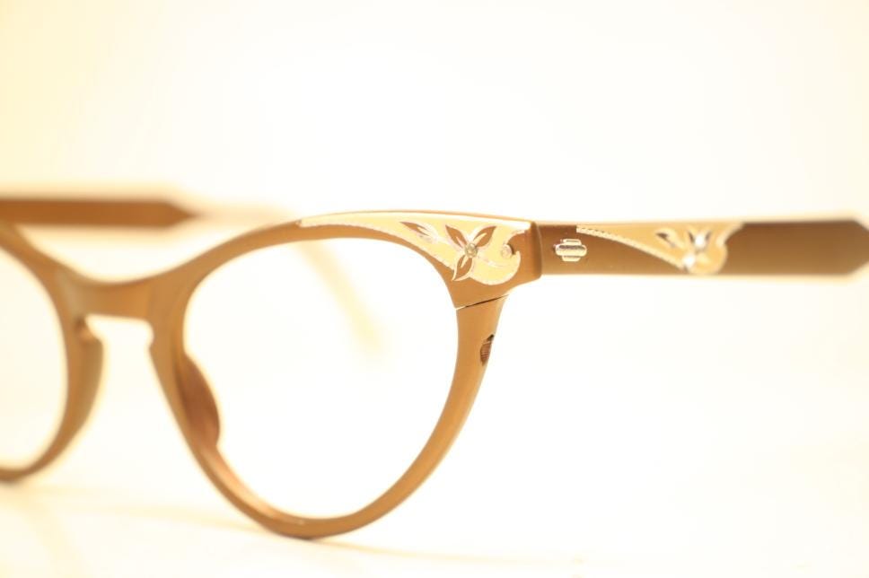 VintageOpticalShop - Etsy display picture 2