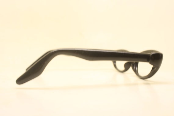 Vintage J.MONIQUE Cat Eye Glasses Black Small 196… - image 4