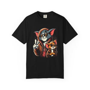 Retro Tom and Jerry Cat T-Shirt, Funny Cat Tee, Gift for Cat Lovers, Unisex Vintage T-Shirt, Cartoon Graphic Shirt, Casual Wear