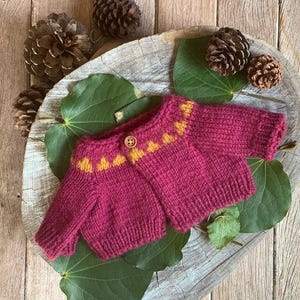 Classic Cloth Doll Clothes - Mountain Cardigan - Digital Knitting Pattern