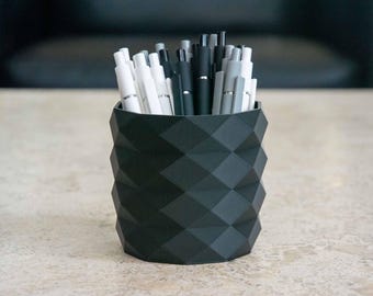 Modern Jar Vase - 24 Colors Available