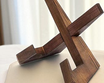 Personalized Wooden Cookbook Stand: Recipe Book Holder & Display Shelf