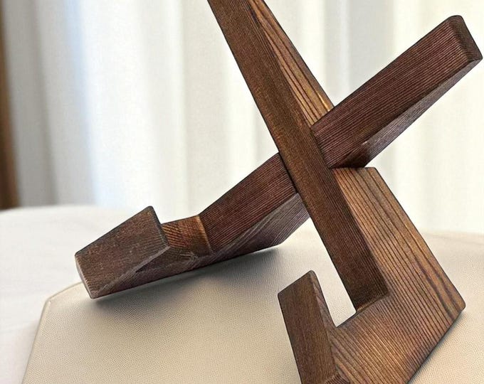 Personalized Wooden Cookbook Stand – Elegant Recipe Book Holder & Stylish Kitchen Display