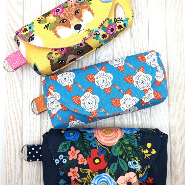 Floral Cotton Sunglass Case: Magnetic Closure Eyeglass Pouch