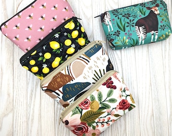 Coin Purse or Mini Wallet/ Small Zipper Pouch/ Change Pouch/ Women & Teens Zipper Pouch/ Card Holder/ Beautiful Fabric/ Floral Pouch