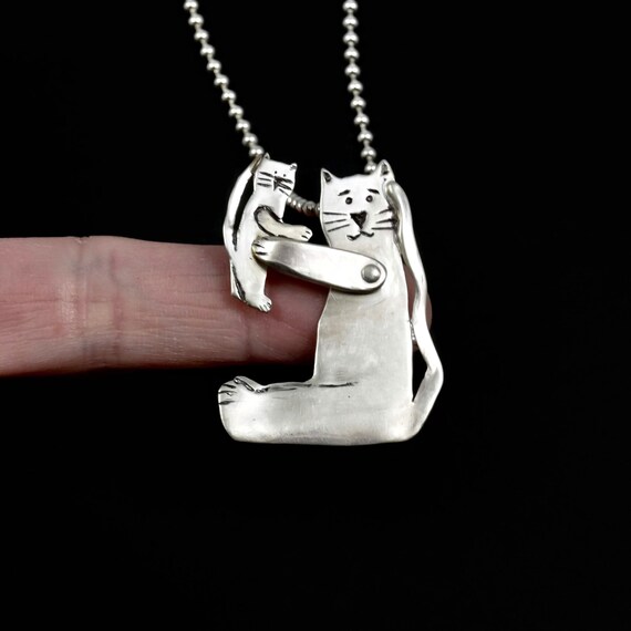 quirky vintage style jewellery