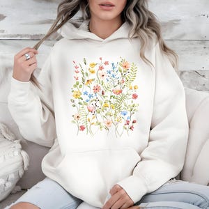 Wildflowers Sweatshirt, Flower Crewneck Sweatshirt, Floral Sweatshirt For Women, Flower Lover Sweatshirt, Flowers Hoodie, Flower Sweatshirt