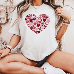 Paw Heart Shirt, Pet Lover Shirt, Animal Lover Tee, Dog Mom Shirt, Paw Print Shirt, Dog Lover Shirt, Cute Pet Shirt, Animal Lover Gift