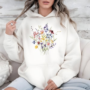 Wildflowers Sweatshirt, Flower Crewneck Sweatshirt, Floral Sweatshirt For Women, Flower Lover Sweatshirt, Flowers Hoodie, Women Gift