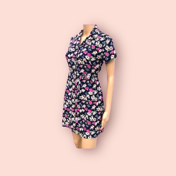 Retro Floral Button Down Dress 1990s Fashion - image 2