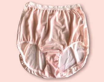 Vintage Undies Women’s Panty Pink Satin High Waist NOS