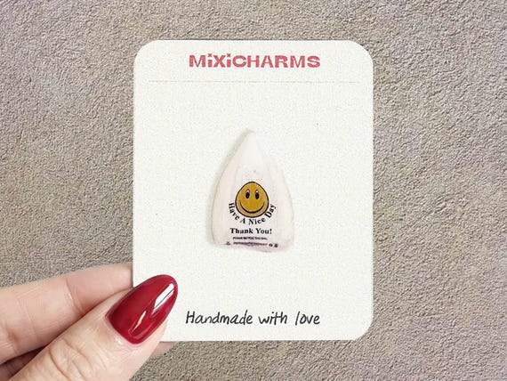 NYC Takeout Bag Pin | New York Plastic Bag Badge (1 Inch)