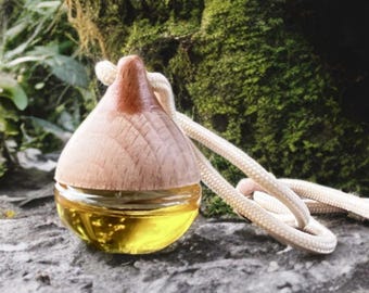 Hanging Car Air Freshener | Naturally Scented Oil Diffuser | New Car Gift