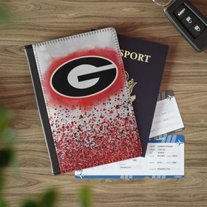 Georgia Bulldogs Passport Cover | UGA Travel Accessory | Bulldogs Fan Gift for Alumni & Students