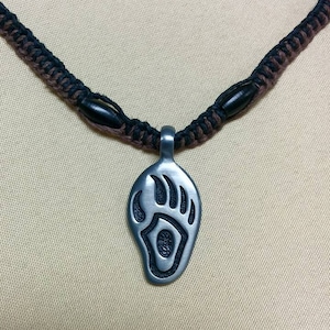 Bear Paw Animal Totem Hemp Necklace
