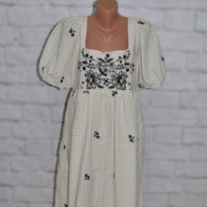 Vintage White Floral Embroidered Puff Sleeve Midi Dress Size L