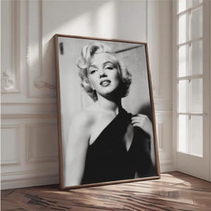 Vintage blonde Hollywood-style art - Black and White Print, Fashion Photography, Vintage Hollywood Wall Poster, 300 DPI, Digital Download