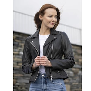 Handmade Sheepskin Leather Biker Jacket: Slim Fit Moto Coat