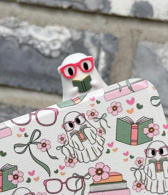 Bookish Ghost Peeper | Kindle Reading Buddy | Reading Ghost Tech Accessories | Kindle Accessories Tech Accessories | Bookish Ghost Hipper