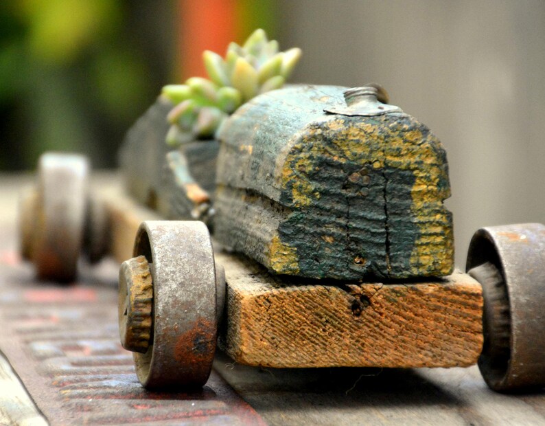 Lawn Ornaments Or Automotive Outsider >> Antique Soapbox Derby Car Folk Art Rustic Homemade Green Etsy Lawn Ornaments Or Automotive Outsider >> Antique Soapbox Derby Car Folk Art Rustic Homemade Green Etsy