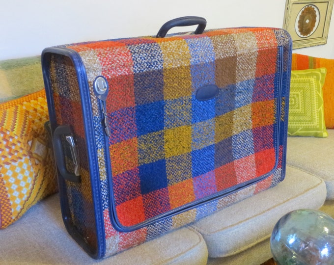 Large Plaid Wool Fabric Suitcase by Skyway Zippered, Checkered Mod