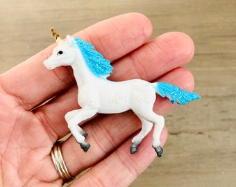 Miniature Unicorn Fairyland Mini Unicorn for Fairy Gardens Plastic Semi-Flex Unicorns Fairy Garden Terrarium Craft Supplies - Blue