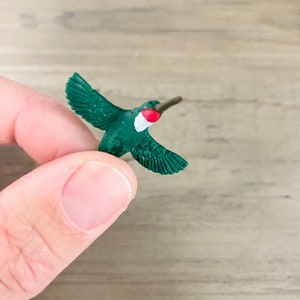 Miniature Hummingbird Crafting Micro Mini Green Garden Bird Tiny Avian Terrarium Diorama