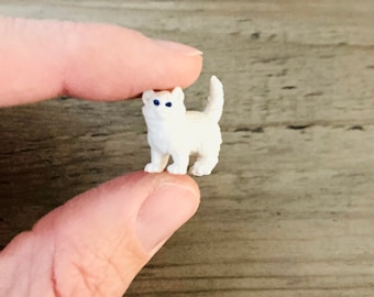 Miniature White Kitten / Micro Mini Cat Doll House Crafting Fairy Garden Diorama