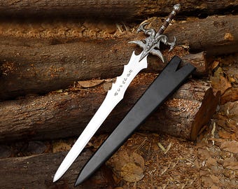 Replika miecza Frost Mourne z World of War Craft – ręcznie robiony metalowy miecz Króla Lisza – cosplay Kingera – pochwa / skórzany pokrowiec – prezent dla mężczyzny