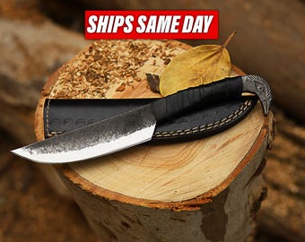 Faca Raven em aço carbono forjado: pomo viking, bainha de couro.