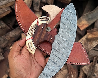 Damascus Steel Ulu Knife: Deer Horn Handle, Leather Sheath, Best For Camping and Outdoor Activities, Perfect Gift