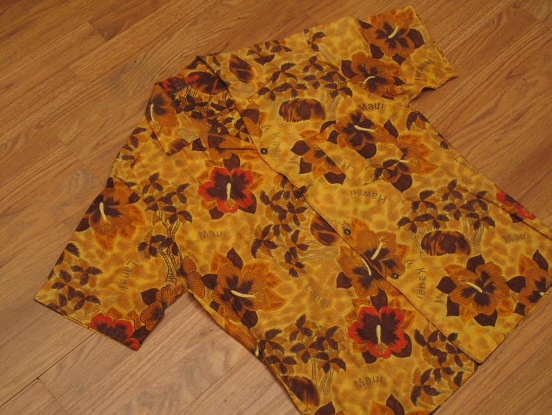 vintage Hookano aloha shirt image 4