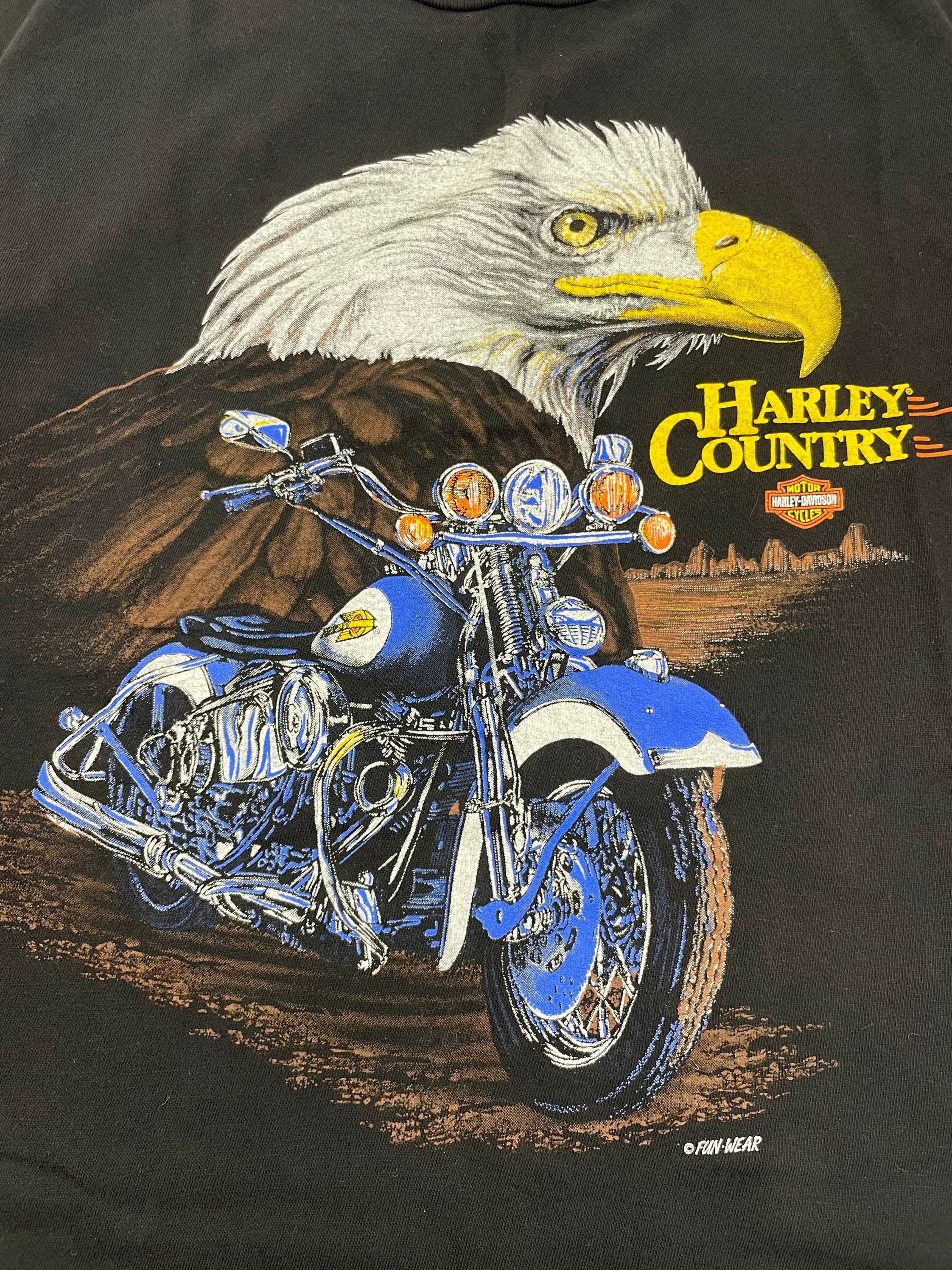 T Shirt Mens Large Harley Davidson Louisville KY Twin engine front 2010  image on eBid United States
