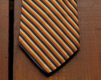 vintage brooks brothers regimental tie