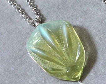 Uranium Vaseline Opal Glass Pendant Necklace Jewelry Nouveau Cactus