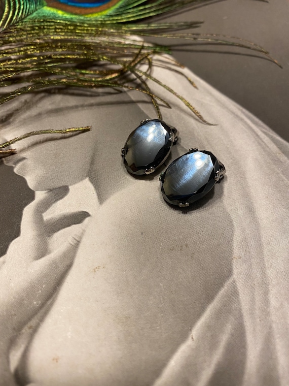 Lovely Hematite Clip-on Earrings