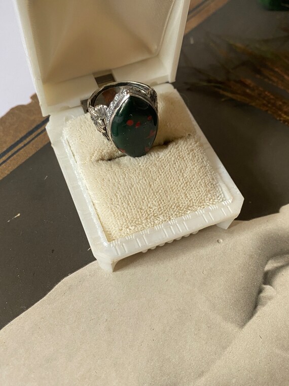 Antique Sterling Silver Ring with Faux Bloodstone - image 8