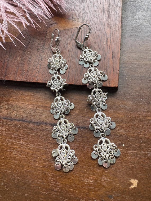 Stunning 2000s dangle earrings - image 1