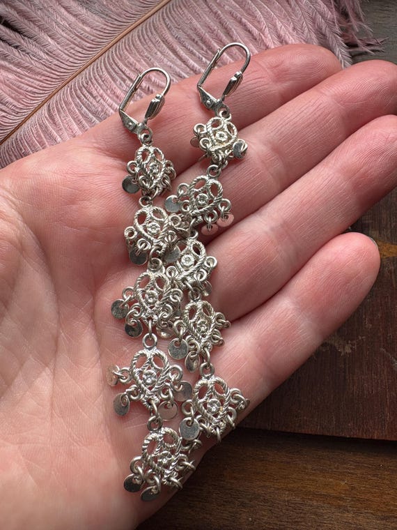 Stunning 2000s dangle earrings - image 4