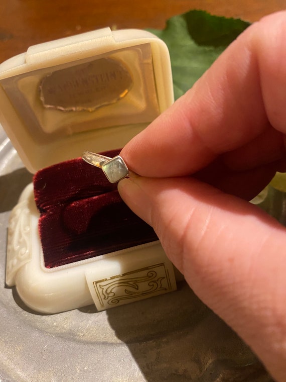 Charming Silver and labradorite Ring - image 6